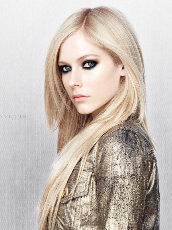 Avril Lavigne sempat bangkit dari penyakit serius dan mulai berkarya lagi, sebelum akhirnya mengumumkan perceraian