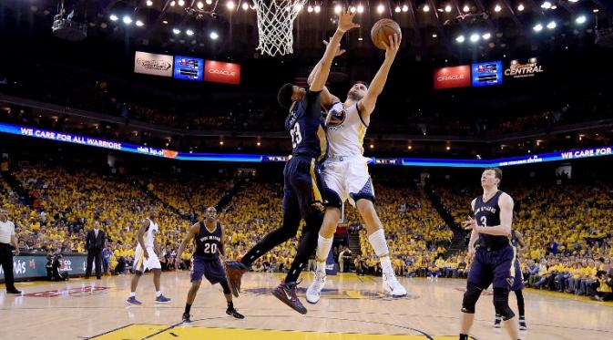 Warriors vs Pelicans (AFP)