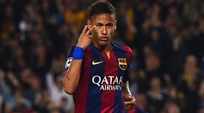Neymar melakukan selebrasi usai menjaringkan dua gol melawan PSG, Rabu (22/4/2015). Sumber: Uefa.