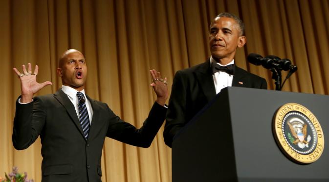 Barack Obama dan Luther di jamuan makan malam Gedung Putih (Via: ew.com)