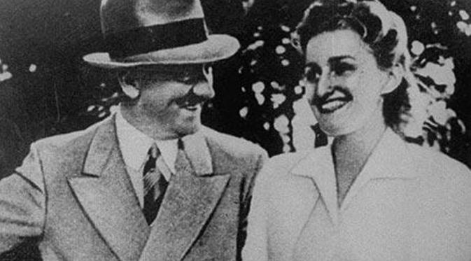 Adolf Hitler dan Eva Braun. (Telegraph)