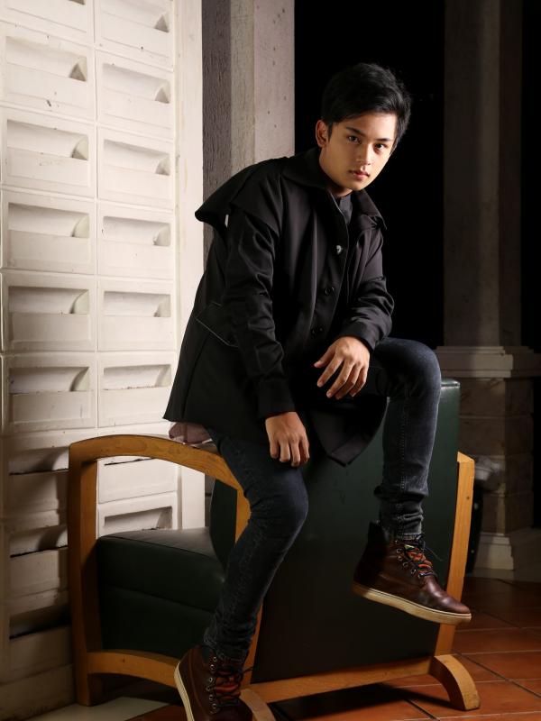 Randy Martin (Wardrobe by Isis, foto Galih W. Satria/Bintang.com)