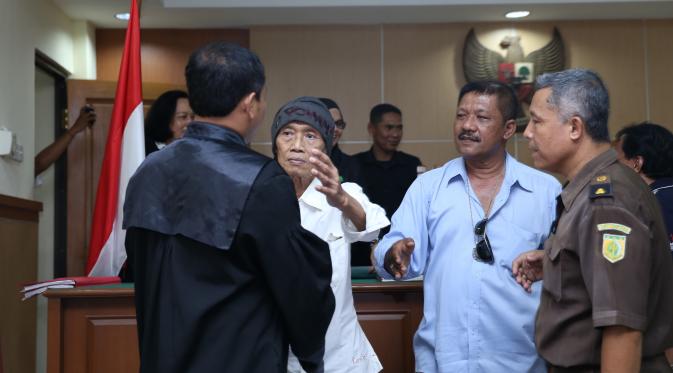 Tessy Srimulat saat menjalani sidang putusan di Pengadilan Negeri Kota Bekasi