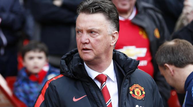 BERJAYA - Louis van Gaal dinilai bakal kembalikan kejayaan Manchester United musim depan. (Reuters / Carl Recine)