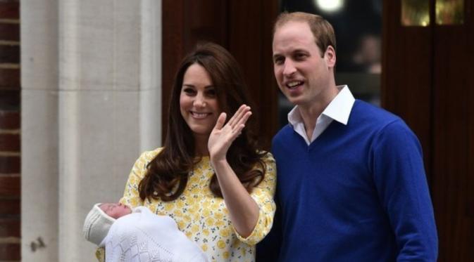 Pangeran William dan Kate Middleton Kenalkan Putrinya ke Publik