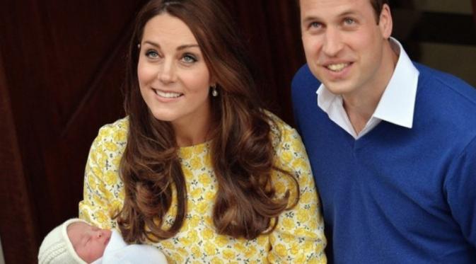Pangeran William dan Kate Middleton Kenalkan Putrinya ke Publik | via: buzzfeed.com