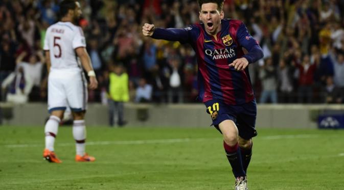 Striker Barcelona Lionel Messi merayakan golnya ke gawang Bayern Muenchen pada leg pertama semifinal Liga Champions (PIERRE-PHILIPPE MARCOU / AFP)