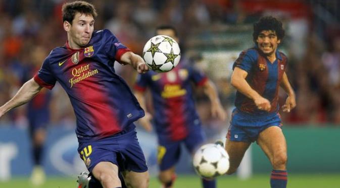 Maradona dan Messi sama-sama mengenakan jersey klub Barcelona