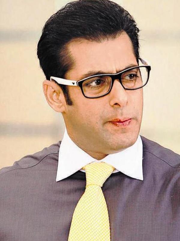 Salman Khan (via healthyceleb.com)