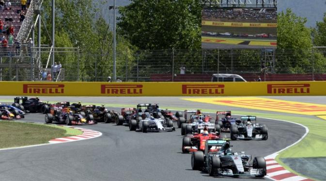 Pembalap Spanyol Nico Rosberg memenangai balapan Formula 1 GP Spanyol di Sirkuit de Catalunya (Tom Gandolfini / AFP)