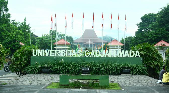 Universitas Gadjah Mada (Via: informasipendidikan.com)