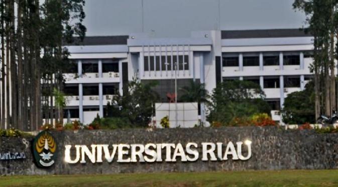 Universitas Riau (Via: inhusatu.com)