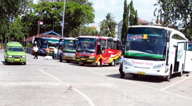 Terminal Kalideres (Via: tribunnews.com)