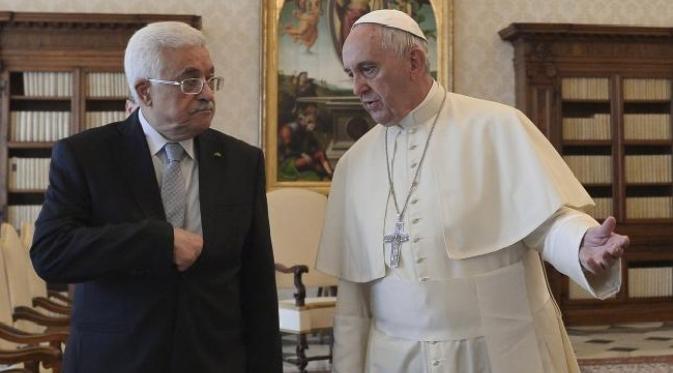 Vatikan beberapa waktu lalu juga telah mensepakati perjanjian di mana mereka mengakui status gereja katolik di Palestina.