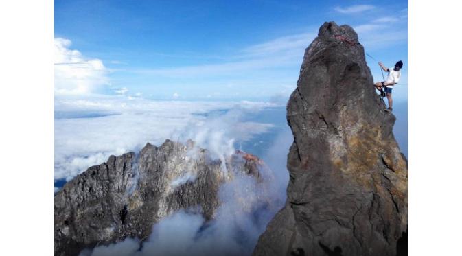 Foto Kawah Merapi diambil dari laman TripAdvisor pada Senin (18/5/2015)