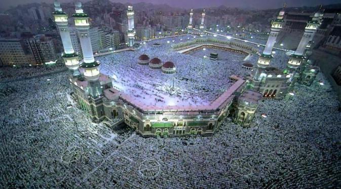 Islam adalah agama terbesar ke-dua dan tercepat pertumbuhannya di dunia. (Via: looklex.com)