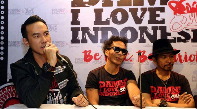 Daniel Mananta dan Slank mengumumkan kerja sama untuk Damn I Love Indonesia. Foto: Panji Diksana/Liputan6.com