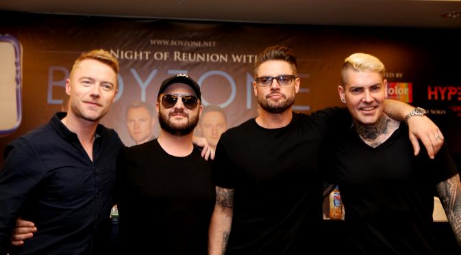 Boyzone bersemangat sapa pecintanya di Indonesia (Foto: Wimbarsana/Bintang.com)