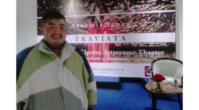 Erza Setyadharma saat Konferensi Pers Opera Italia `La Traviata`