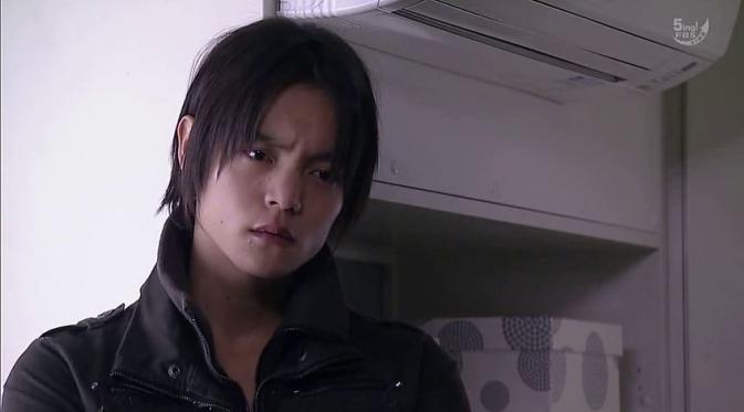 Masataka Kubota yang memerankan korban terakhir Rurouni Kenshin, main di serial TV Death Note sebagai Light Yagami.