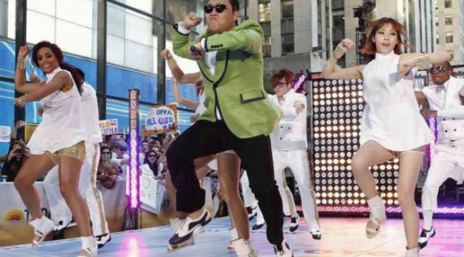 Seorang pria meninggal setelah menari Gangnam Style | via: news.nationalpost.com