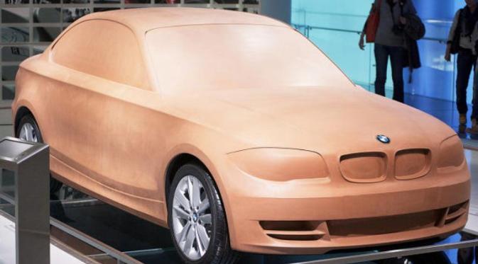 Teknologi desain 3D memang telah mengurangi jumlah penggunaan tanah liat dalam produksi mobil baru (Foto: Fastcompany). 