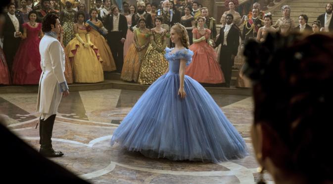 Film Cinderella. Foto: via filmracket.com