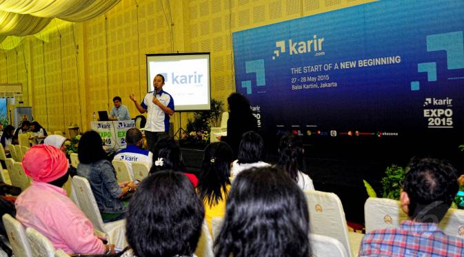 Suasana pembukaan karir.com Expo 2015 di Balai Kartini, Jakarta, Rabu (27/5/2015). Dino Martin, CEO Karir.com tampak hadir dalam pembukaan karir.com Expo 2015. (Liputan6.com/Yoppy Renato)