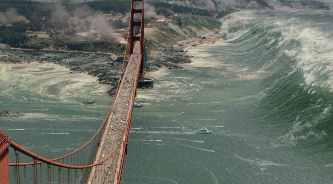 Tsunami dalam film 'San Andreas'. Foto: Vidio