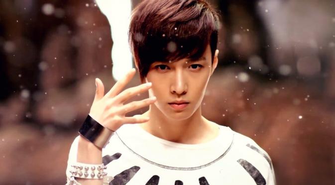 Lay EXO