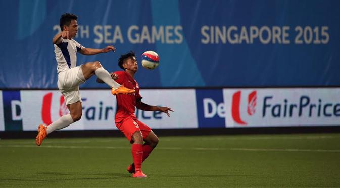 SEA Games 2015: Singapura U-23 vs Filipina U-23 (Liputan6.com / Helmi Fithriansyah)