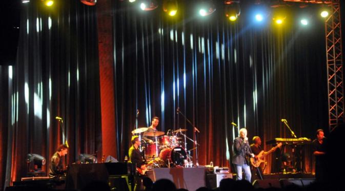 Michael Bolton konser di The Kasablanka, Jakarta, Selasa (02/06/2015) malam. (Liputan6.com/Foto:Panji Diksana)