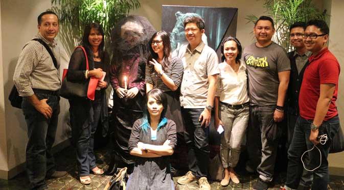 Jika hantu biasa dijauhi, di Screening Film Insidious Chapter 3 sosok Black Bride diburu para pecinta film Horor.