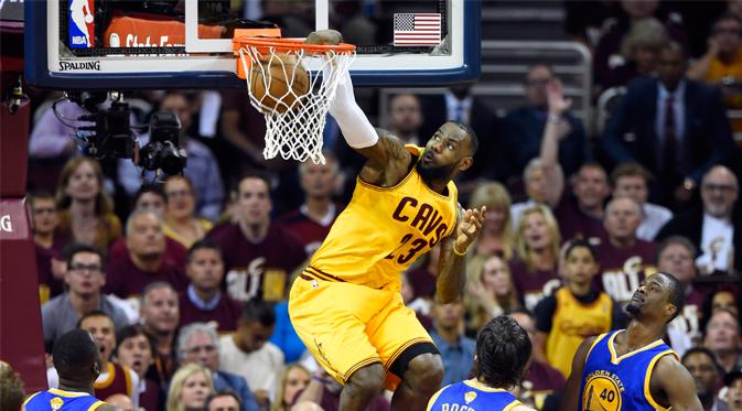 Gim 3 Final NBA: Golden State Warriors vs Cleveland Cavaliers (Reuters / David Richard)