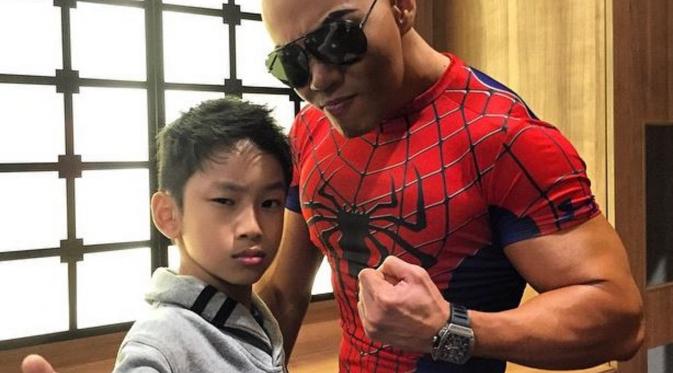 Deddy Corbuzier dan anak