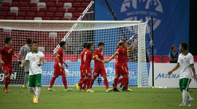 Indonesia vs Vietnam di perebutan medali perunggu sepak bola SEA Games 2015 Singapura (Liputan6.com/Helmi Fithriansyah)