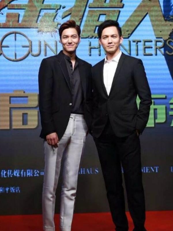 Lee Min Ho menghadiri pers konferensi film 'Bounty Hunters' di Shanghai, Minggu (14/6).  Foto: Starhaus Entertainment/Bintang.com