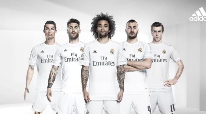 Penggawa Real Madrid memakai Jersey home musim 2015-2016