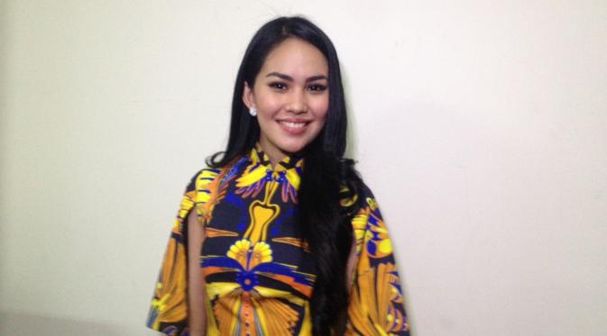 Kartika Putri menikmati liburan jauh dari Jakarta