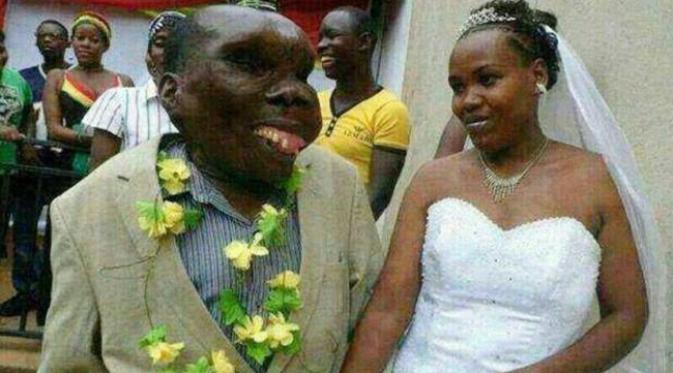 Godfrey Baguma saat menikah dengan Kate/Metro