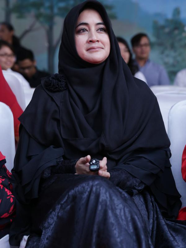 Pipik Dian Irawati begitu antusias terlibat di 'Gerakan Ibu Memberi Lebih' (Galih W Satria/Bintang.com)