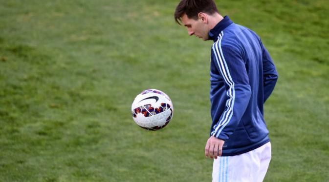 Lionel Messi ( AFP PHOTO / PABLO PORCIUNCULA)