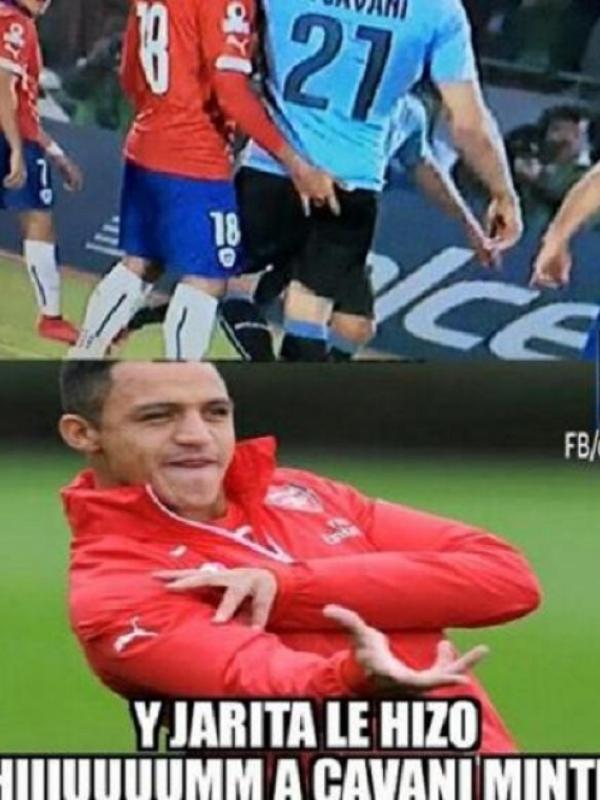 Meme kocak Jara colek bokong Cavani