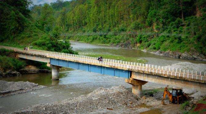 Sebelum tiba di Phokara, kami mampir ke daerah Gorkha, pusat gempa yang menewaskan ribuan orang. 