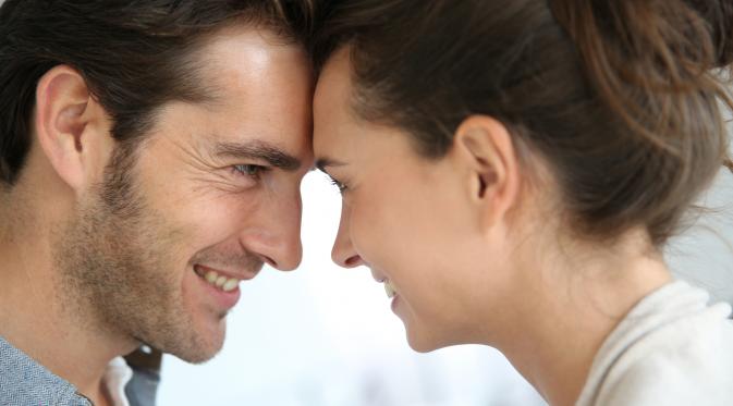 8 Karakter Cewe yang Jadi Tanda Kamu Harus Pertahanin Dia | via: positiveattitudematters.com