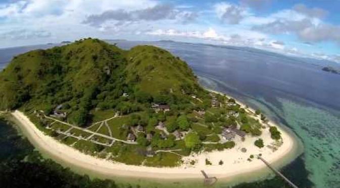 Pulau Kenawa, Sumbawa. | via: youtube.com