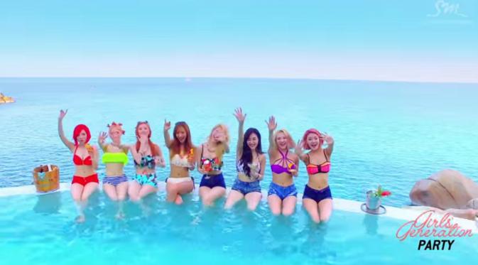 Girls Generation dalam cuplikan video Party yang memperlihatkan gaya mereka yang segar.