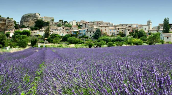 Grasse, Perancis. | via: smartertravel.com