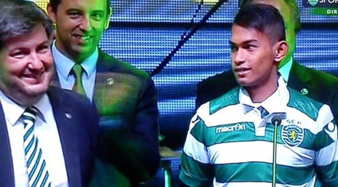Martunis saat diperkenalkan sebagai pemain Sporting Lisbon. (Facebook/Martunis)
