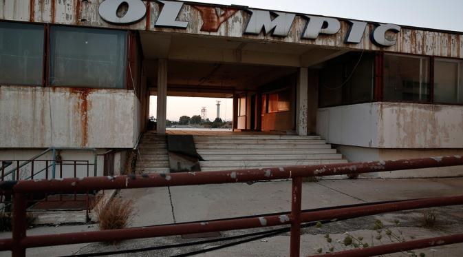 Bekas bangunan olimpiade 2004 yang terbengkalai di Yunani (Reuters)
